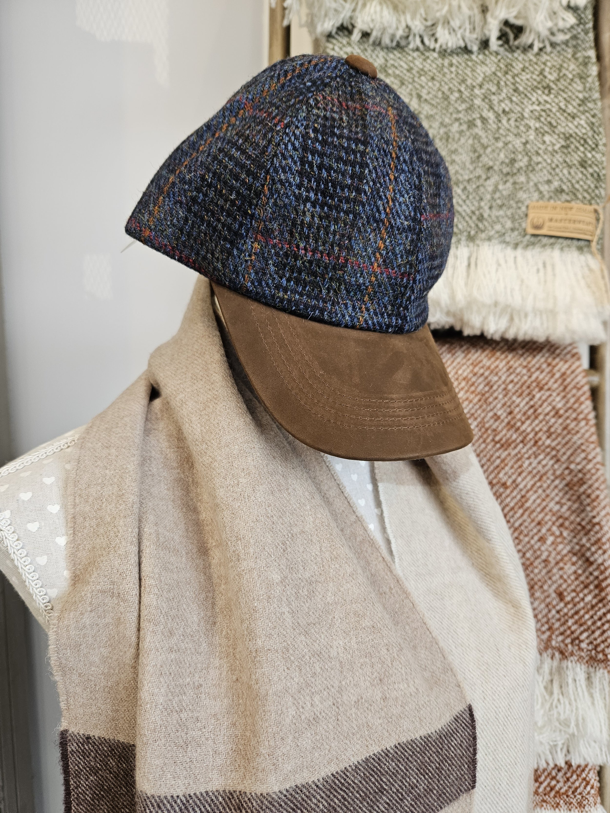 Tweedmill top flat cap